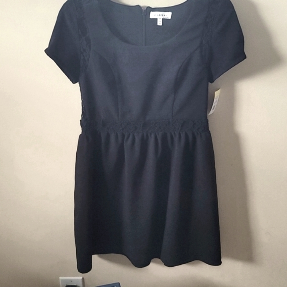 Monteau Black Dress Lace and Shoulder Embellished, Size Med